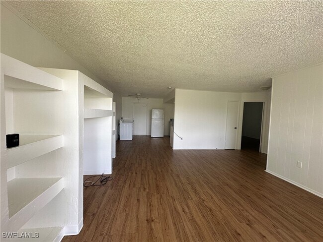 Building Photo - 3217 Jeffcott St