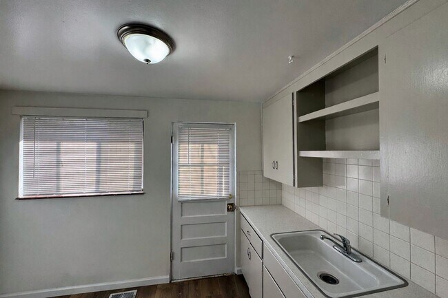 Foto del edificio - 1411 Boston St