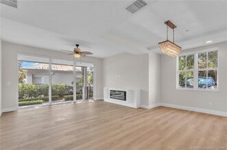 Building Photo - 3651 NE Pineapple Ave Building Photo - 3651 NE Pineapple Ave