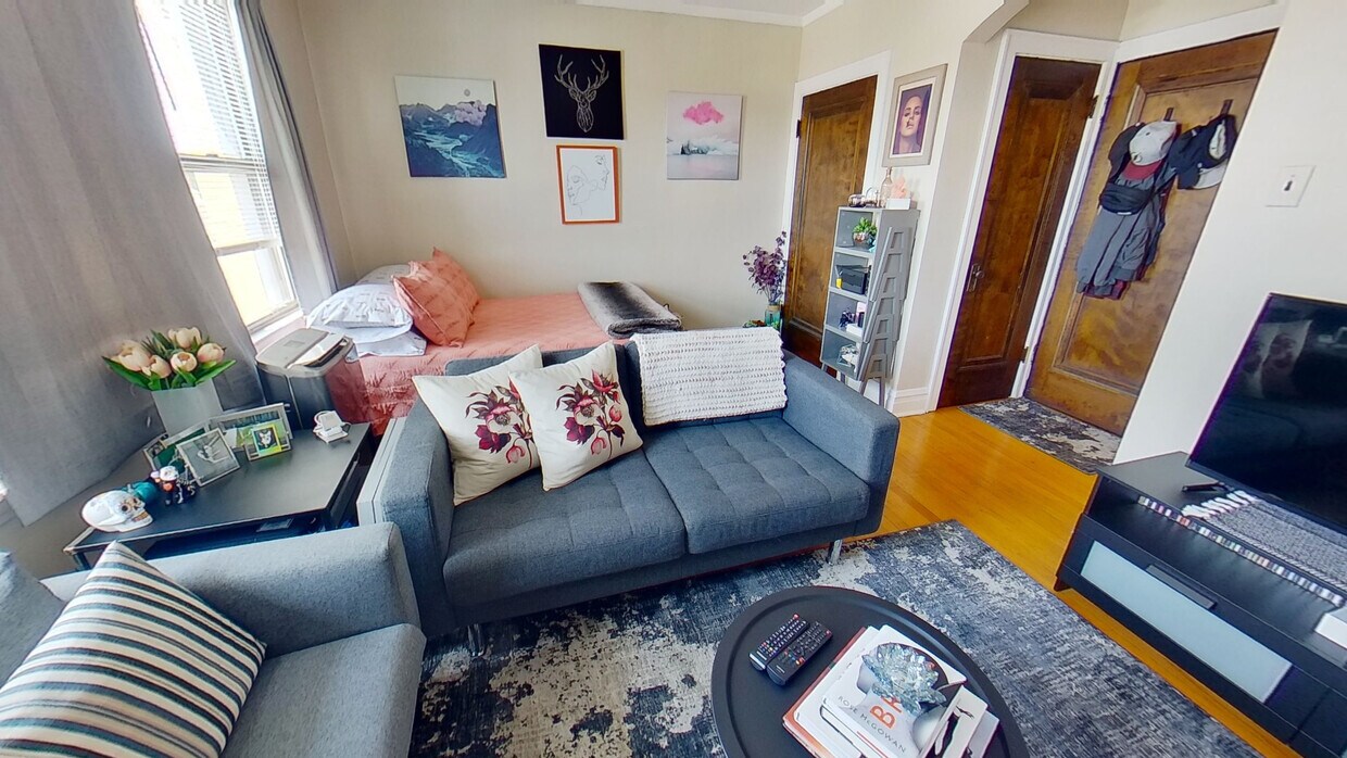 Foto principal - 6813 W 21st St