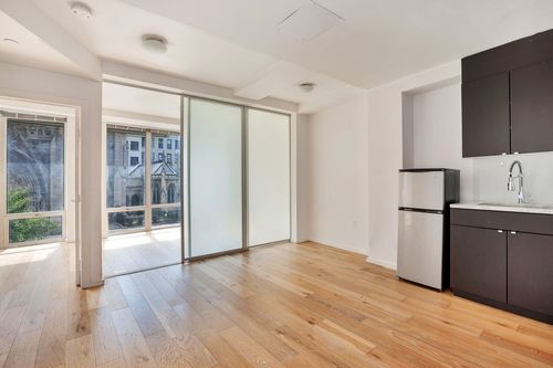 Primary Photo - 791 Broadway