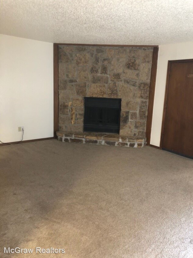 Building Photo - 3 br, 2 bath House - 12510 Abbotts Way