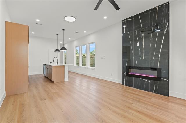 Foto del edificio - 3523 S Harwood St