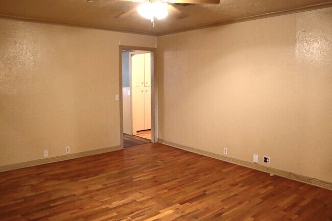 Foto del edificio - Cute and Clean 2 bedroom near SWOSU