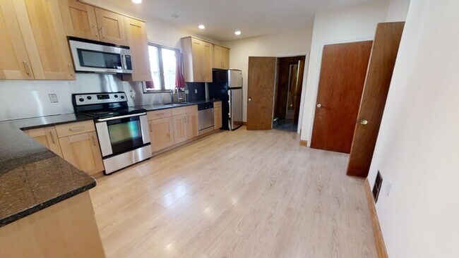 Foto del edificio - 97 Hawthorne St