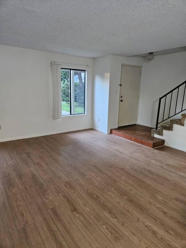 Photo - 16572 Lorelei Ln Townhome