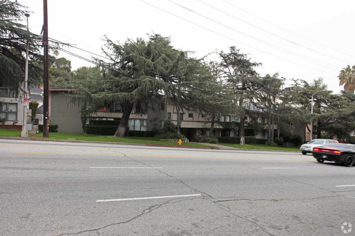 3815 Los Feliz blvd. - 3815 Los Feliz Blvd