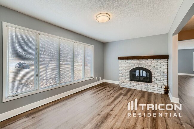 Foto del edificio - 820 Shenandoah Ln N