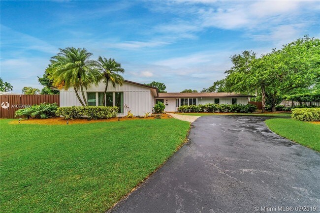 Building Photo - 8520 SW 151st St