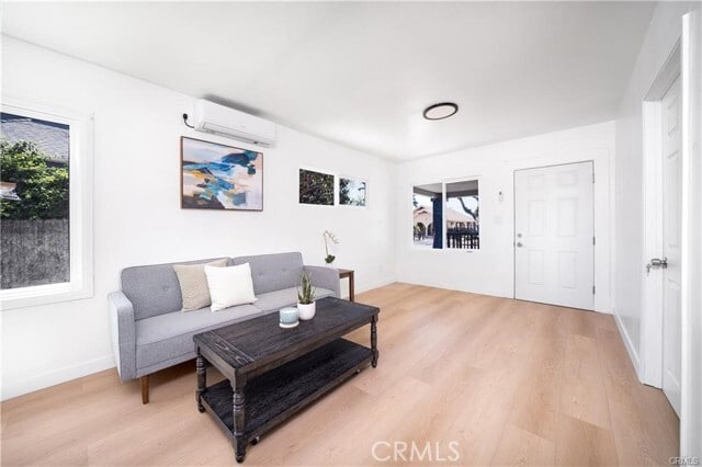 Foto del edificio - 1009 W Myrtle St