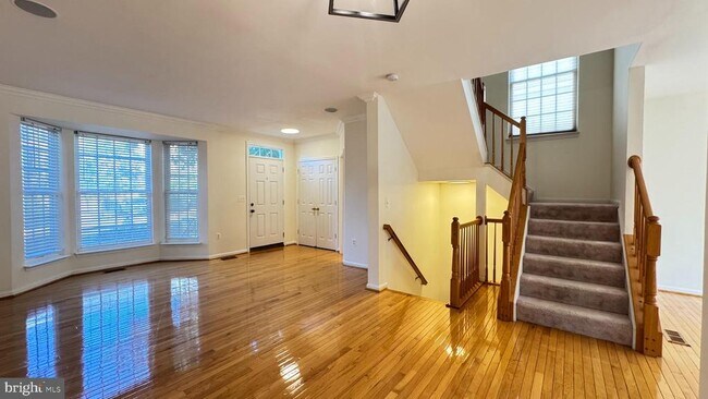 Foto del edificio - 9611 Normanton Way