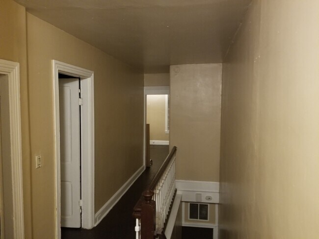 Building Photo - 2325 Tatnall St