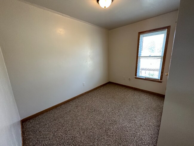 Building Photo - 1312 Maryland Ave