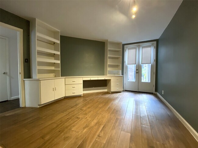 Foto del edificio - 5003 Yoakum Blvd