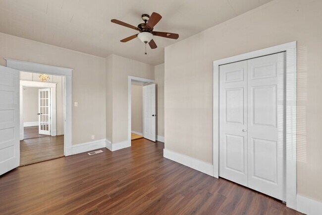 Building Photo - Rental Home with Land