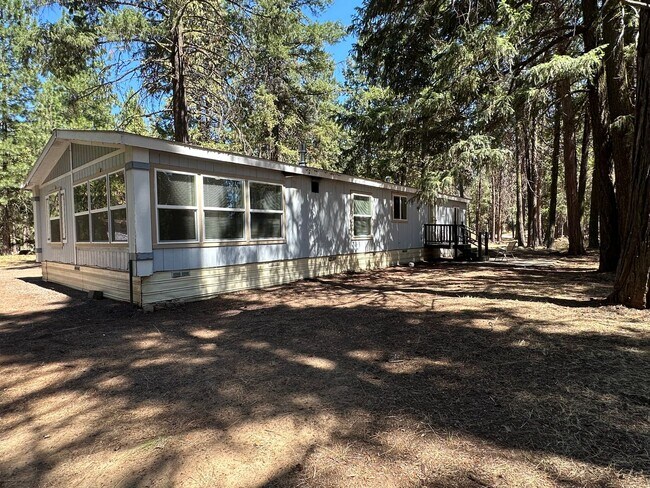 Foto del edificio - 18406 Freight Rd Ln