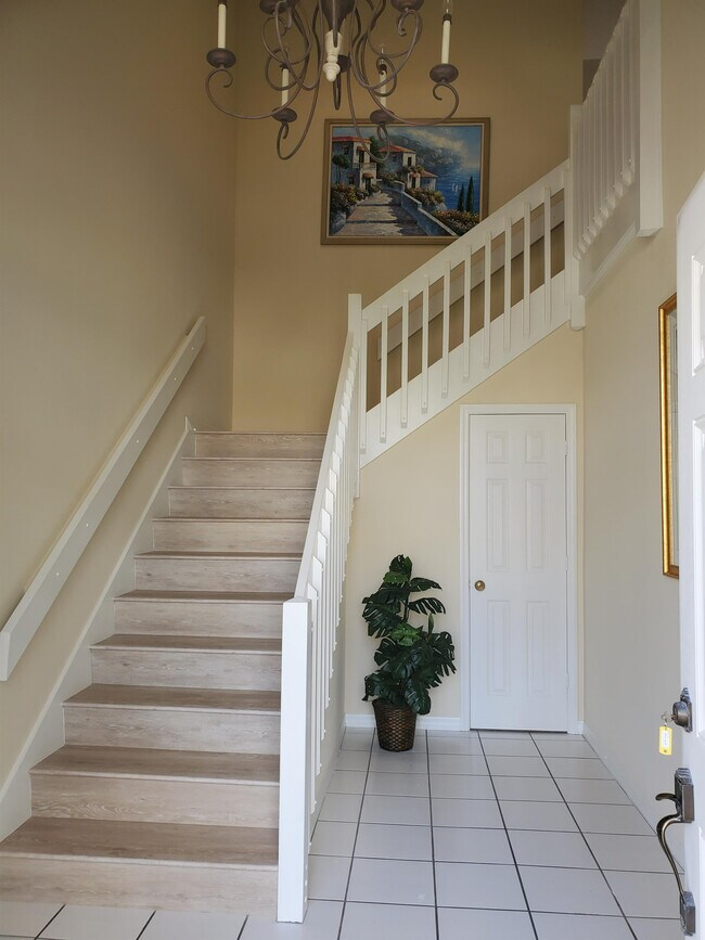 Building Photo - 234 Via Perignon