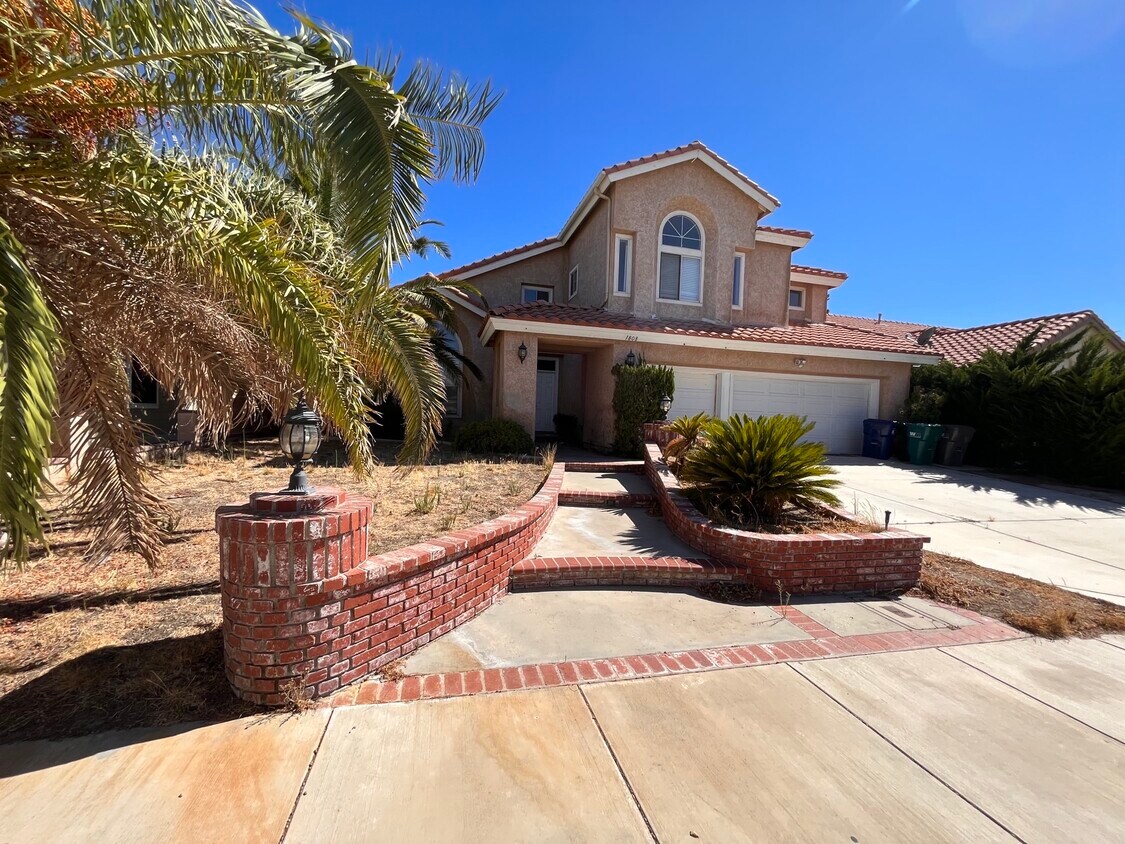 1808 Ashberry Dr, Palmdale, CA 93551 House Rental in Palmdale, CA