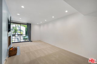 Foto del edificio - 2920 Neilson Wy