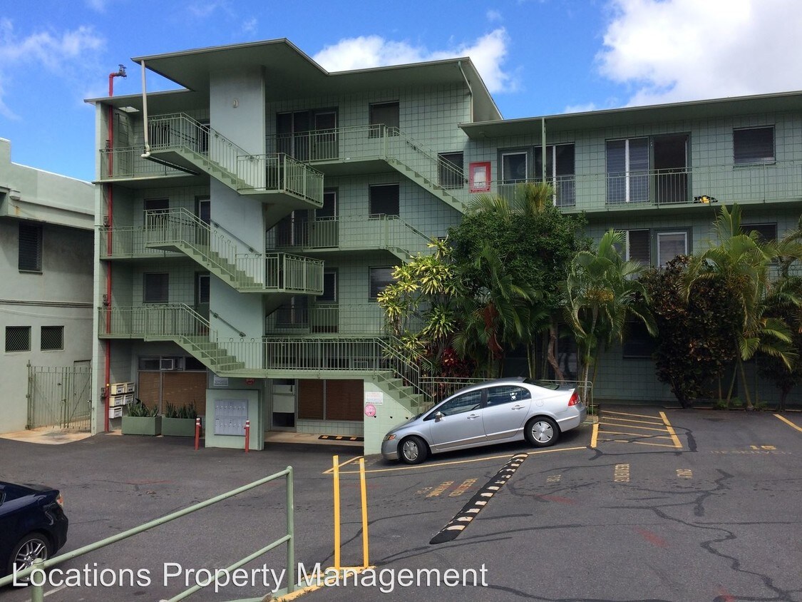 Primary Photo - 3512 Waialae Ave