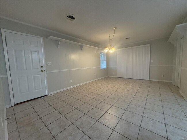 Foto del edificio - 3329 Roxana Rd