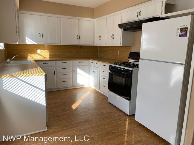 Building Photo - 3 br, 1 bath House - 3101 Greg Ln
