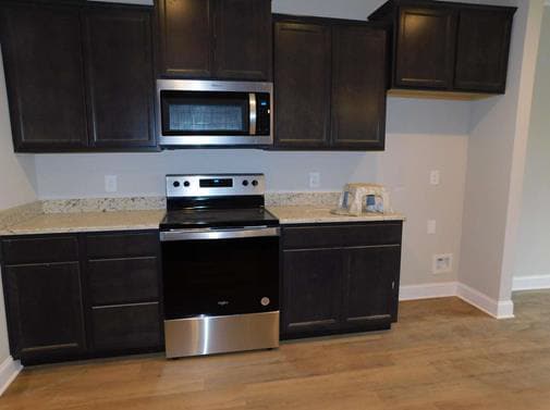 Kitchen 2 - 4728 Stoneyhurst Ln