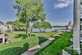 Building Photo - 18557 Vineyard Point Ln