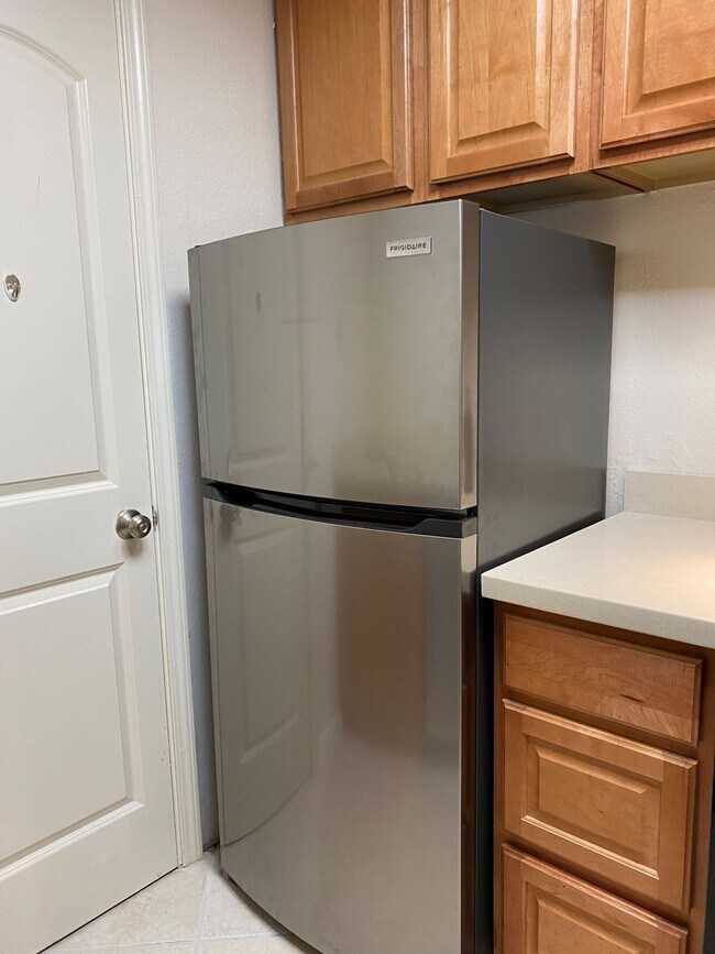 215 Boardwalk Pl Unit A, San Bruno, CA 94066 Condo for Rent in San Bruno, CA