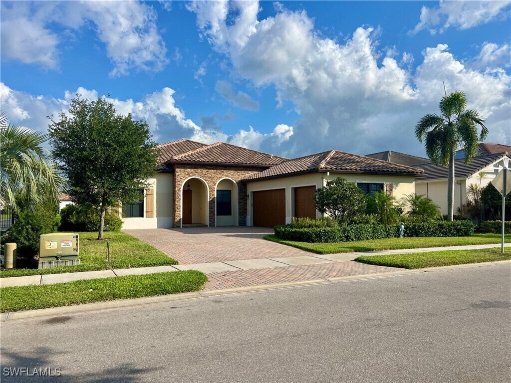 Foto principal - 5226 Ferrari Ave