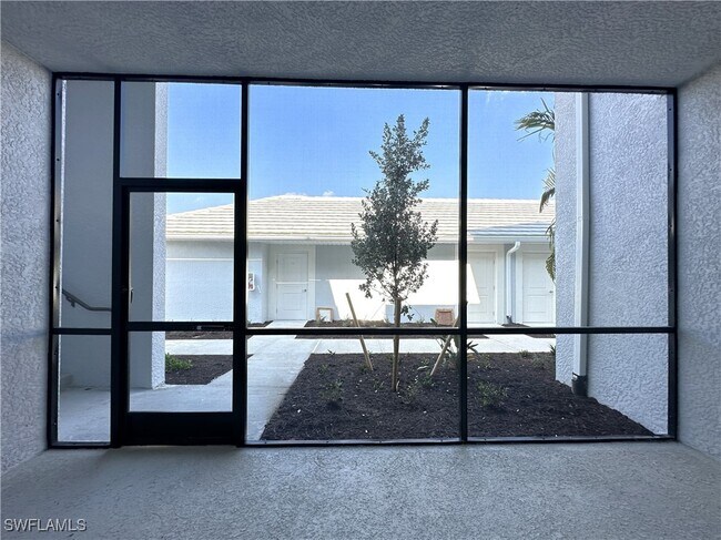 Foto del edificio - 14204 Heritage Landing Blvd