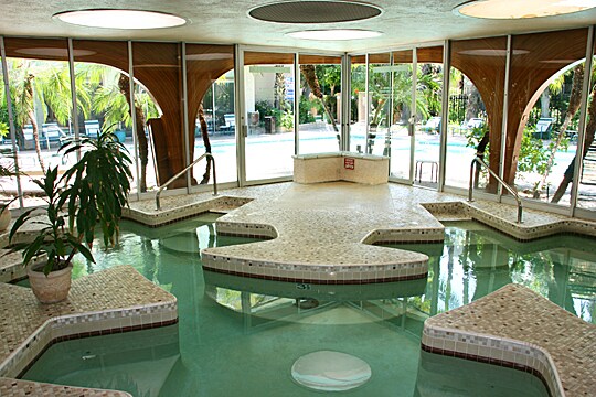 Foto del edificio - 5266 Lindley Ave
