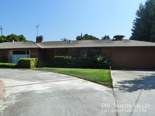 Primary Photo - 830 Vista Grande Ave
