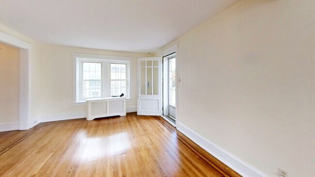 Foto del edificio - 504 Harper Ave