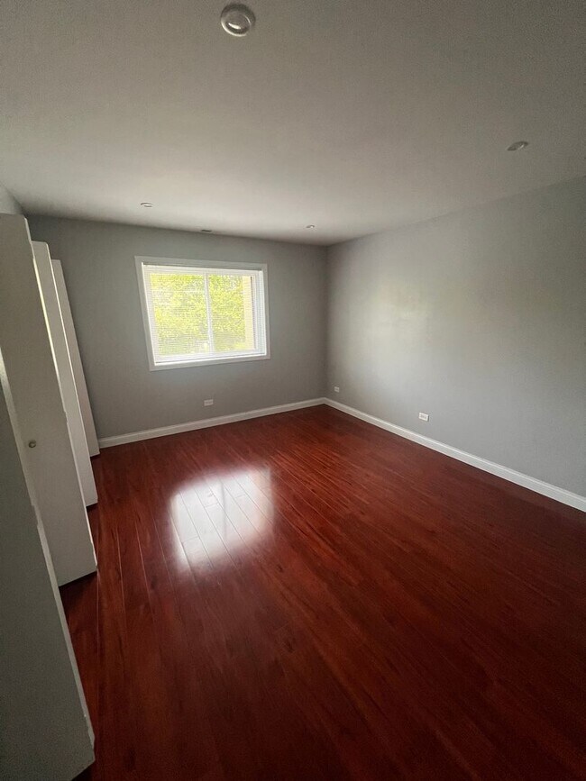 Foto del edificio - 9360 Hamilton Ct
