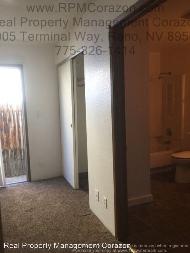 Building Photo - 1 br, 1 bath Apartment - 231 3rd Street
