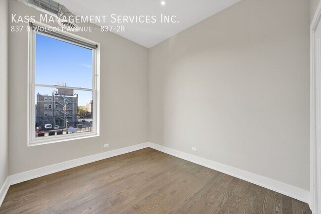 Foto del edificio - 837 N Wolcott Ave