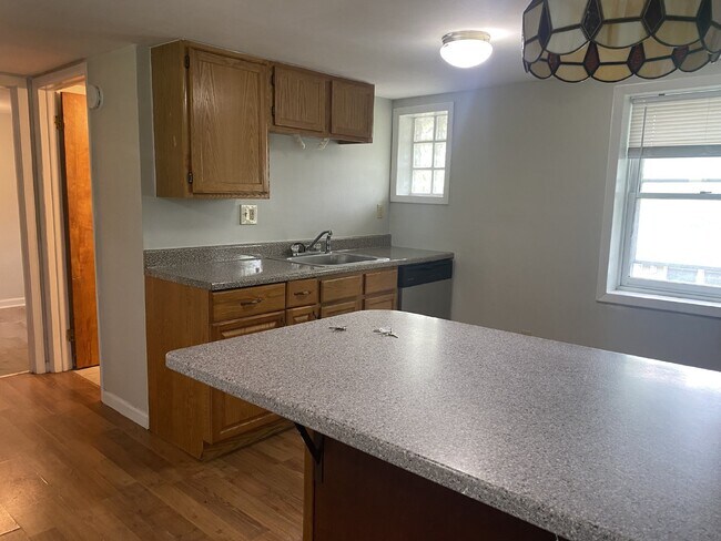 Foto del edificio - 1261 NY-7