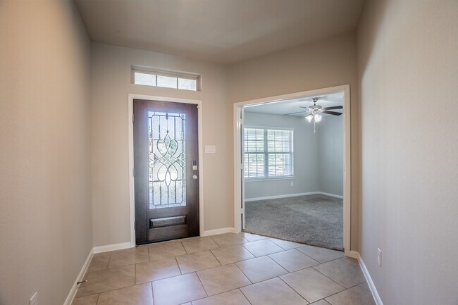 Foto del edificio - 1407 Wheatland Terrace Ln