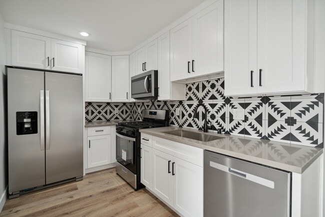 Foto del edificio - 5959 W 85th Plz