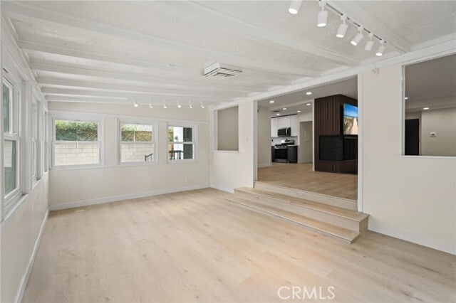 Building Photo - 6556 Corbin Ave