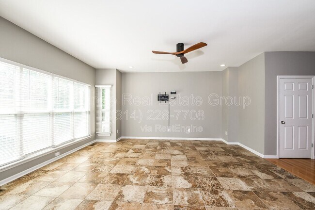 Foto del edificio - 404 N Sarah St
