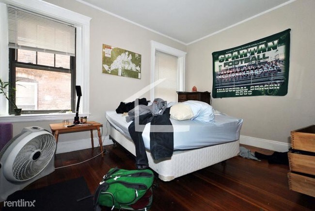 Foto del edificio - 50 Englewood Ave