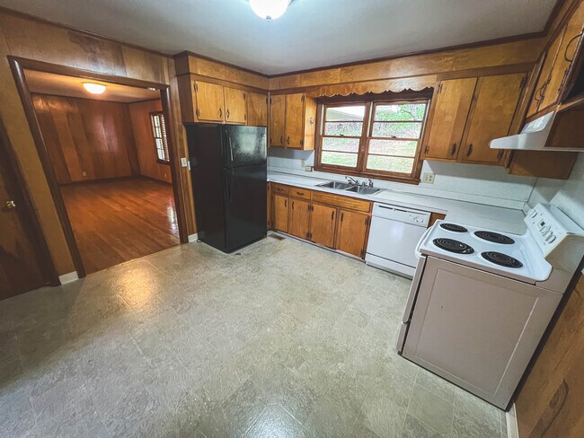 Building Photo - 539 TN-126