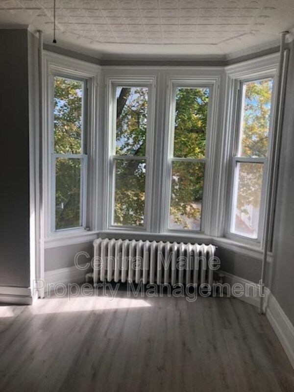 153 Horton St Unit 2F, Lewiston, ME 04240 Condo for Rent in Lewiston