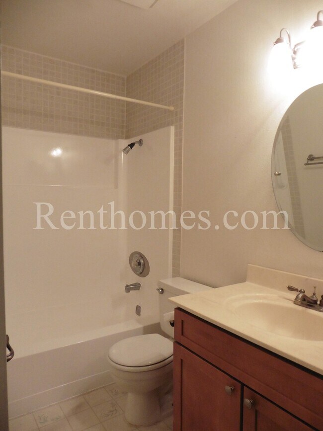 Foto del edificio - Mission Valley, 5999 Rancho Mission Rd #20...