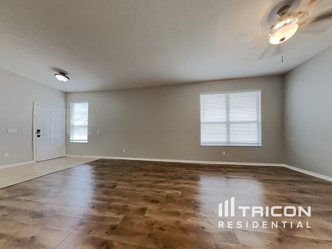 Building Photo - 10337 Avelar Ridge Dr