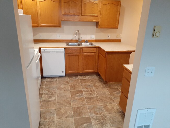 Foto del edificio - 628 128th St SW