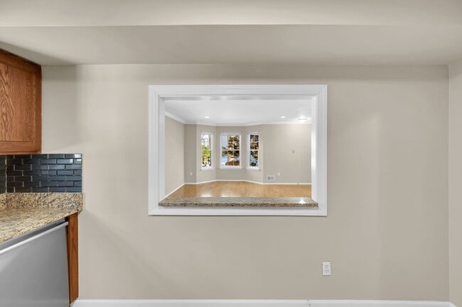 Foto del edificio - 157 Tulip Ln