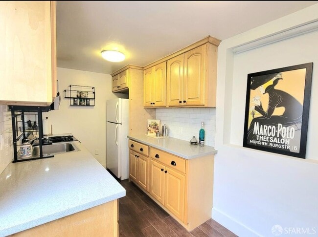 Building Photo - 365 22nd Ave